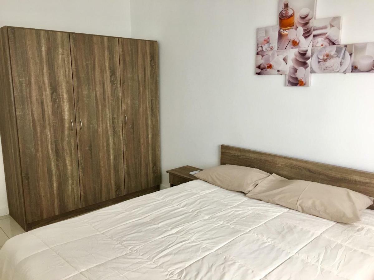 Ocean View Apartment Flic en Flac ภายนอก รูปภาพ