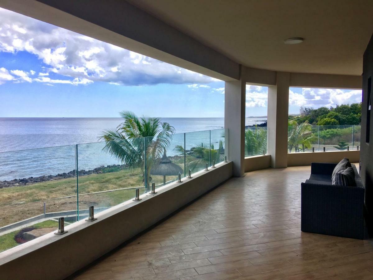 Ocean View Apartment Flic en Flac ภายนอก รูปภาพ