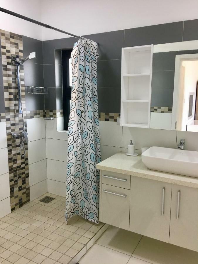 Ocean View Apartment Flic en Flac ภายนอก รูปภาพ