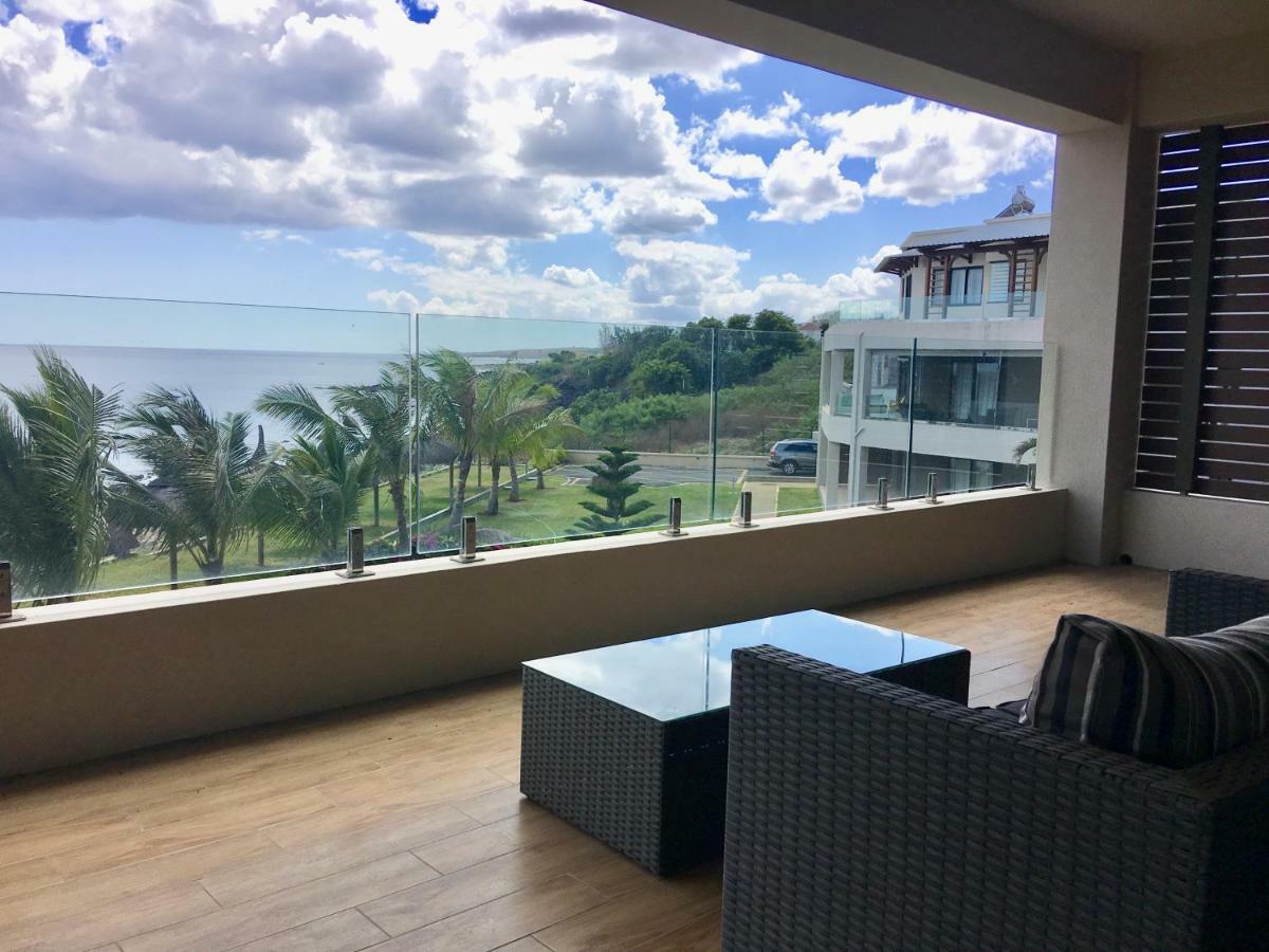 Ocean View Apartment Flic en Flac ภายนอก รูปภาพ