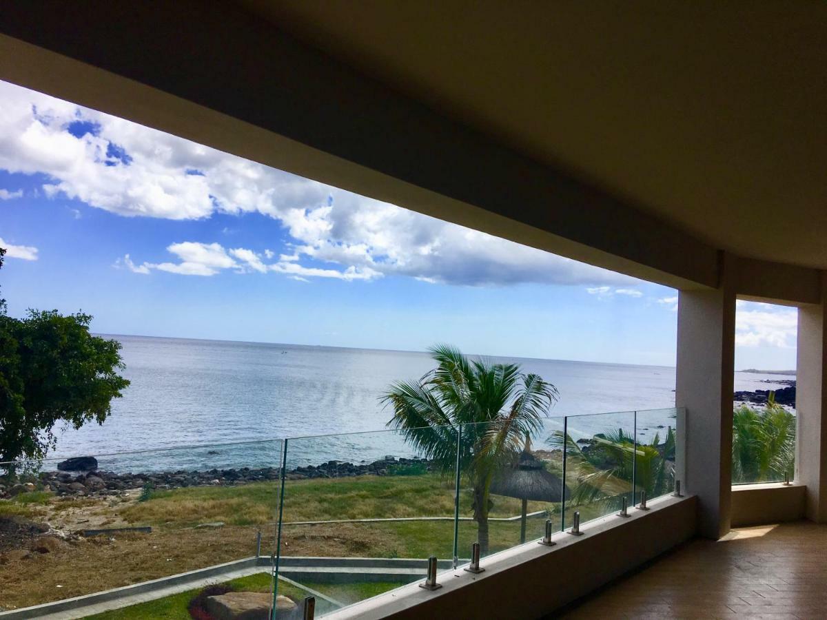 Ocean View Apartment Flic en Flac ภายนอก รูปภาพ